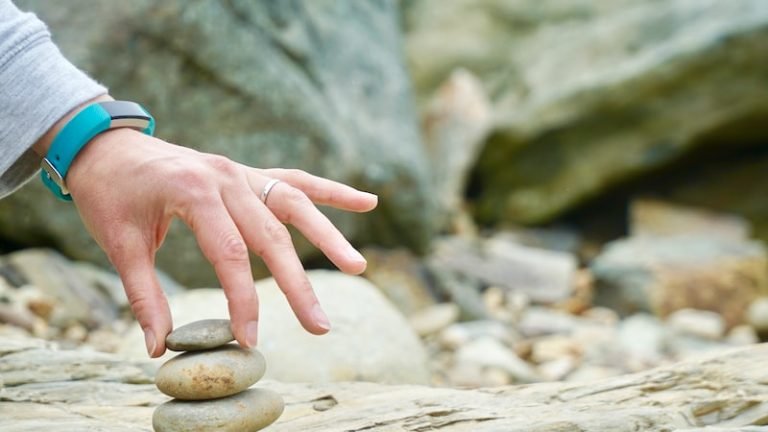 Abstract expression relatively stable structure