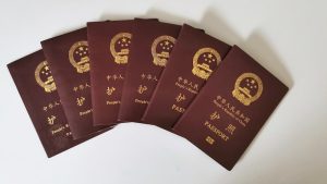 Types and applications of security paper